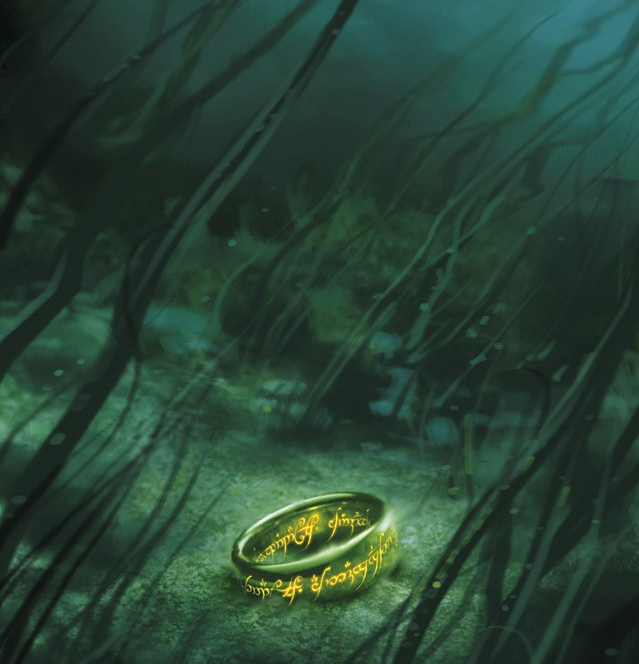 кольцо упало в воду